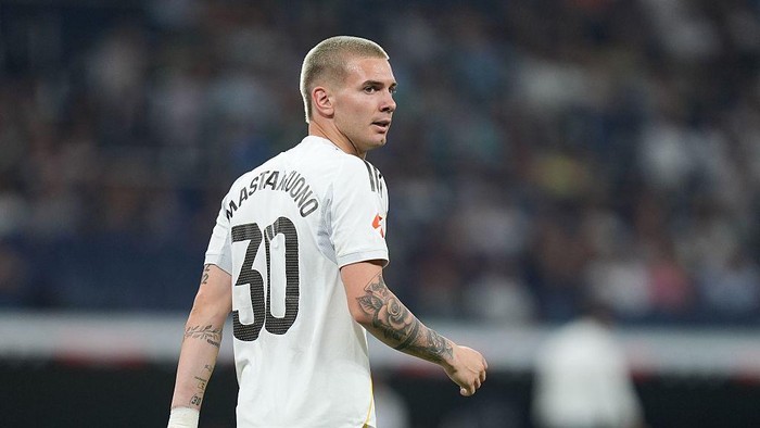 **Franco Mastantuono: Gelora Bantu Tim, Bukan Jadi Bintang di Madrid**