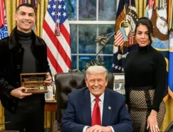 **Ronaldo ‘Gocek’ Trump di Ruang Oval, Viral Global!**