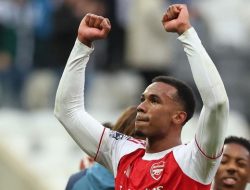 **Gabriel Magalhaes Cedera, Shearer: Arsenal Kehilangan Bek Tengah Terbaik di Premier League**