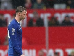 Cole Palmer Patah Jari Kaki di Rumahnya Sendiri, Chelsea Kehilangan Gelandang Kunci