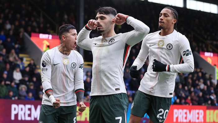 The Blues Dominate 2-0, Menyegel Kemenangan Tanpa Balas!