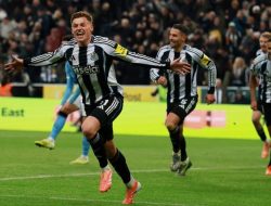 Newcastle United vs Manchester City: Brace Barnes Bangkitkan Harapan The Magpies