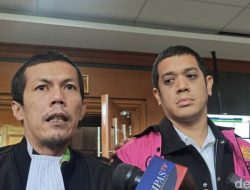 “Anak Tulis Surat dari Rutan: Bela Riza Chalid Terjerat Korupsi BBM, Apa yang Terjadi?”