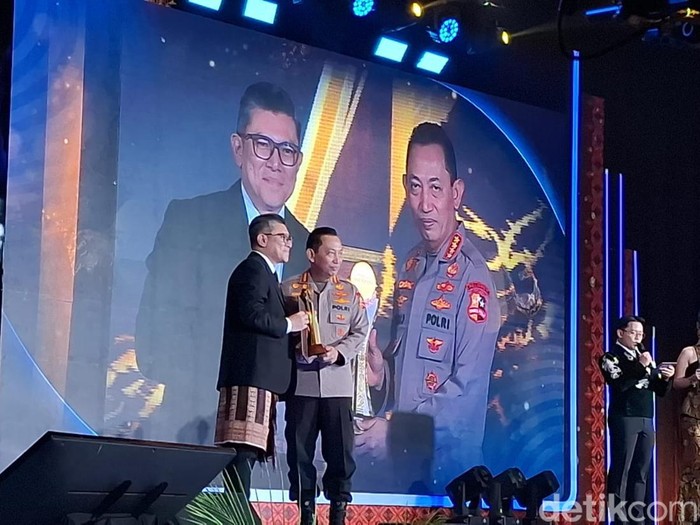 Kapolri Terpilih di detikcom Awards 2025, Janji Pelayanan Publik yang Lebih Baik