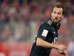 “Harry Kane Menegaskan Komitmen ke Bayern Munich, Apakah Pindah ke Barcelona?”