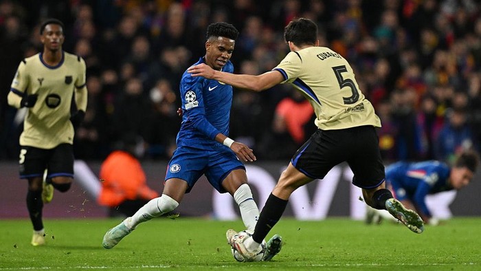 Babak Pertama: Barcelona Kena Kartu Merah, Chelsea Unggul 1-0, Klub Katalan Terancam Eliminasi!