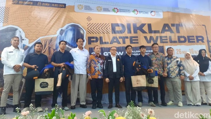 200 Calon PMI Siap Terbang ke Eropa Timur Setelah Latihan Las
