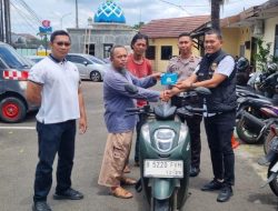 “Motor Tak Bertuan Terparkir 2 Hari di Ciputat, Ternyata Pemiliknya Lupa”