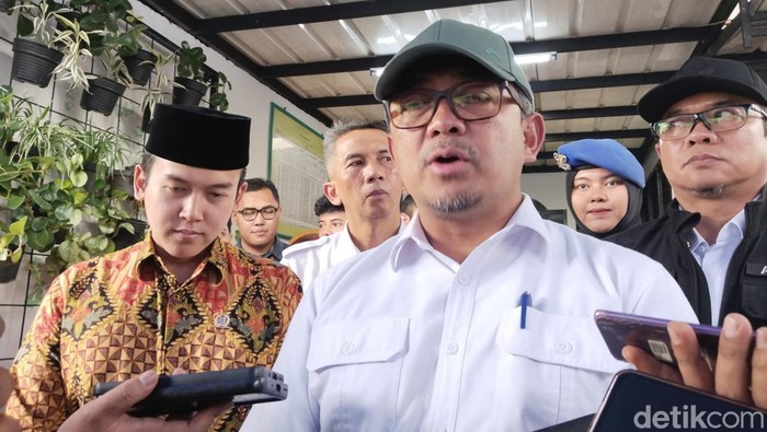 Walkot Bandung Ngaku Tak Pernah Minta Siswa SD Tunggu Dirinya, Janji Temui: Kisah 5 Jam Menunggu yang Molor