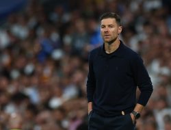 **Morientes: Real Madrid Harus Lindungi Xabi Alonso dari Krisis内部**
