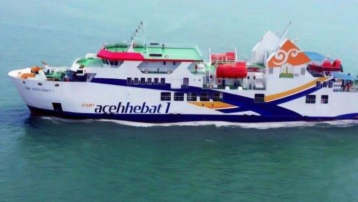 Cuaca Ekstrem di Sumatera, ASDP Imbau Pengguna Jasa Utamakan Keselamatan - Update 1