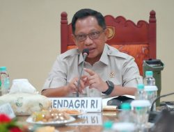 **Mendagri Puji Kinerja Maluku, Inflasi 2.30% di Tengah Tantangan Kepulauan**