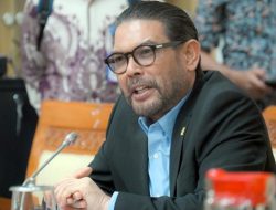 “Anggota DPR Minta Presiden Tetapkan Status Bencana Nasional, Apakah Ini Pertanda Krisis Menyeluruh?”