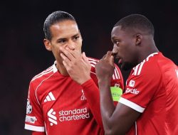 Van Dijk dan Konate Lamban, Liverpool Jadi Bulan-bulanan Lawan di Liga Ini!