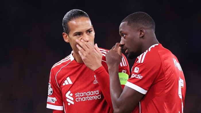 Van Dijk dan Konate Lamban, Liverpool Jadi Bulan-bulanan Lawan di Liga Ini!