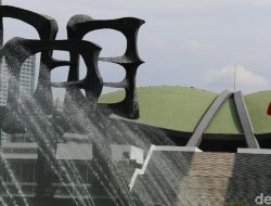 **Komisi II DPR Tinjau PLBN Serasan, Tebarkan Harapan Percepatan Pembangunan di Natuna**