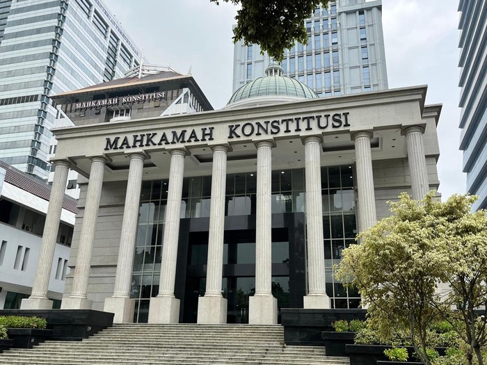 MK Tolak Batasan Masa Jabatan Ketum Parpol, Apakah Ini Signal Kebijakan Baru?