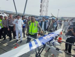 **Drone-Mobil Command Center Canggih Dukung Operasi Lilin 2025, Kakorlantas Cek Kesiapan Posko**