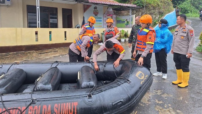 Banjir-Longsor di Sumut Jadi 62 Orang Tewas, Pemerintah Diminta Bertindak
