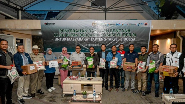 Komisi XII DPR Serahkan Bantuan untuk Korban Bencana di Sumut: Solidaritas Menyelamatkan Hidup