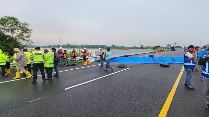 [Jalan Tol Tebing Tinggi-Medan Km 41 Amblas, Lalin Dialihkan: Krisis Infrastruktur Menyebut Namamu]