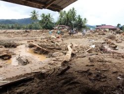 Duka di Utara Sumatera: Banjir dan Longsor Tolak Hidup Ratusan Jiwa