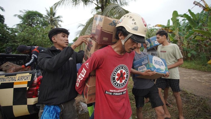 InJourney Group Bantu Korban Banjir dengan Pangan dan Obat di Sumatera-Aceh