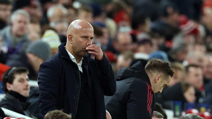 **Slot Tetap Bertahan, Liverpool dalam Krisis Performa**