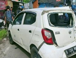 **Tragedi Jalanan: 13 Kendaraan Kecelakaan Beruntun di Karawang, 2 Orang Meninggal**