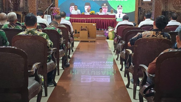 Menteri Agus ke Kelompok Tani: Presiden Konsisten Urusan Rakyat, Pangan, Energi, Tapi Apakah Masyarakat Setuju?