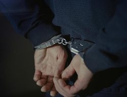 2 Sopir Tak Terduga, Gasak Rp 430 Juta dari ATM Majikan di Depok!