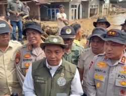 “Menhut Fokus Penanganan Bencana di Sumatera: Evaluasi yang Menjanjikan Perubahan”