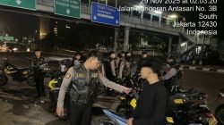 **Patroli Polisi Sisir Jakarta, 17 Pemuda Bersenjata Tawuran Diamankan di Jaktim**