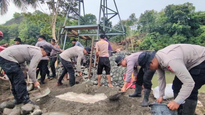 Polda Sulsel Siapkan Solusi Nyata, Bangun Jembatan Penghubung 3 Desa di Soppeng untuk Bantu Masyarakat!