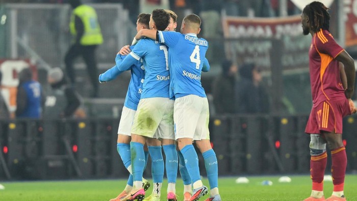 AS Roma Vs Napoli: Il Partenopei Sikat Giallorossi 1-0, Mimpi Roma pupus! #AS Roma Vs Napoli: Il Partenopei Sikat Giallorossi 1-0, #AS Roma, #Napoli, #Serie A, #Bola, #Football