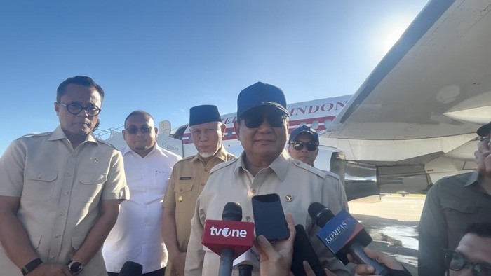 Prabowo Usai Cek Korban Banjir di Sumbar: Listrik Hampir 100%, Jalan dan Jembatan Diperbaiki