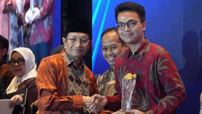 Jurnalis detikcom dan Media Lain Terima Anugerah Humas Kemenag 2025 untuk Penguatan Literasi Keagamaan