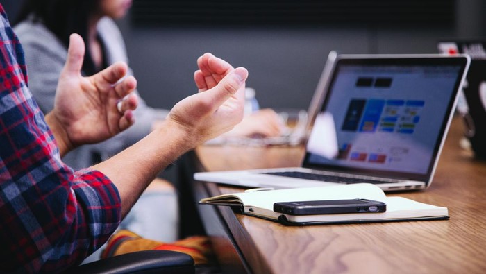 Unit Humas Reaksi Cepat: Solusi Krisis Media Sosial di Era Digital