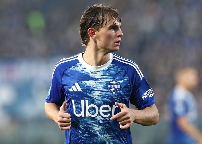 **Nico Paz di Bawah Ancaman Real Madrid? Fabregas Berikan Komentar Menarik**