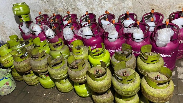 Polda Banten Gerebek Pengoplos LPG di Tangerang, 6 Orang Ditangkap!