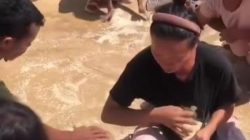 [Beras untuk Korban Banjir Tapanuli Utara Pecah Saat Dijatuhkan dari Heli: Bencana Logistik Atau Kebocoran Sistem? ]