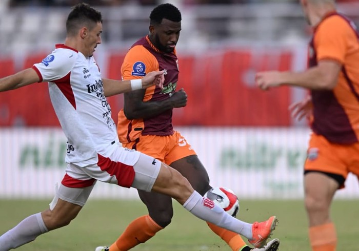 Borneo Legowo Terkejut, Kejutan Pertama di Super League Bikin Geger!