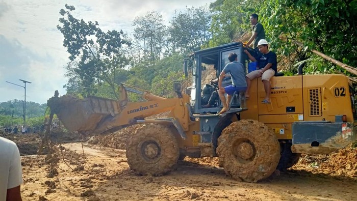 Medan-Aceh Tamiang Terhubung, Bantuan Udara Siap Membantu!