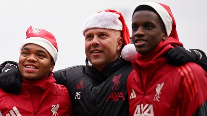 **Satu Permintaan Natal Arne Slot yang Sulit Terealisasi: Kebalikan dari Harapan Liverpool**