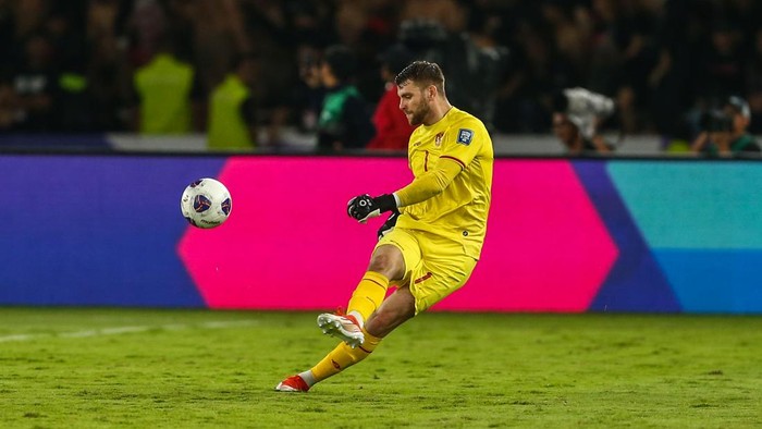 **Maarten Paes Ngebasmi Rumor Transfer ke Persib, Reaksi Netizen Beragam**