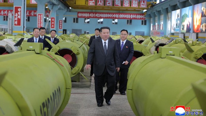 Kim Jong Un Perintahkan Produksi Rudal Massal, Ancaman Global Meningkat?
