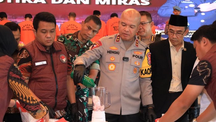 Polda Banten Bongkar 805 Kasus Narkoba, 1.085 Tersangka Ditangkap di 2025!