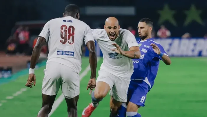 Hasil Super League: Persib Menang Tipis Atas PSM 1-0 – Update 1