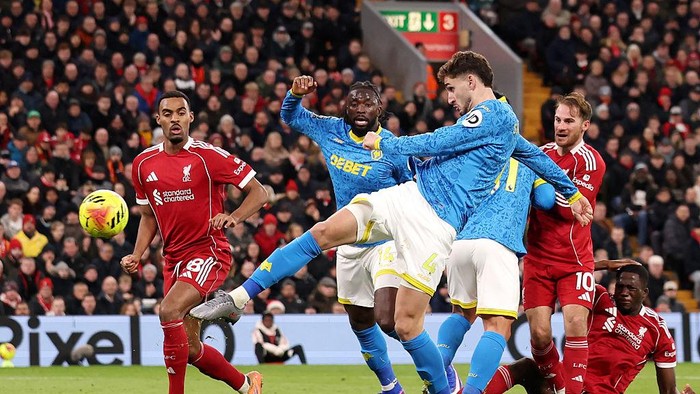 Liverpool Terus Dihantui Bola Mati, Apakah Ini Tanda Krisis?