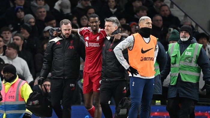 Cedera Menyebalkan, Liverpool Belum Rasakan Manfaat Belanja Besar